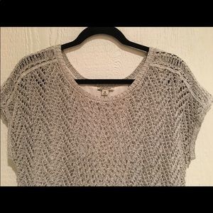 Cotton woven top with flowy sheer underlay